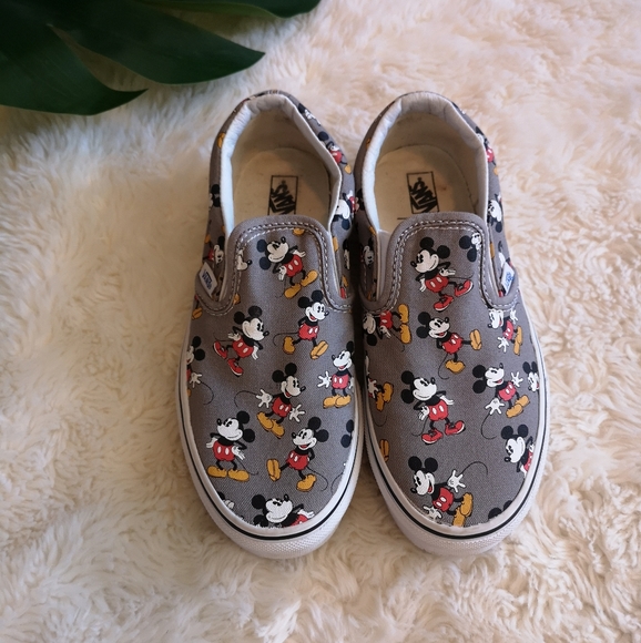 VANS x DISNEY sneakers